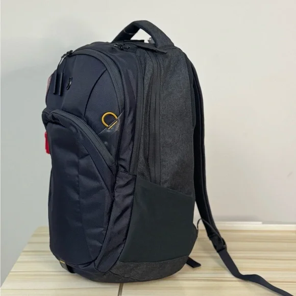 SWISSGEAR 8168 15” Laptop Backpack - Black (Retail $120) - Brand